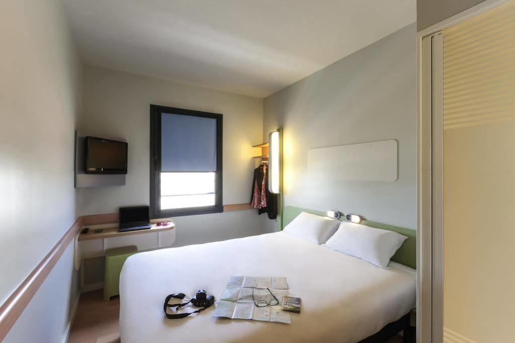 Ibis Budget Bordeaux Centre Bastide Exteriér fotografie